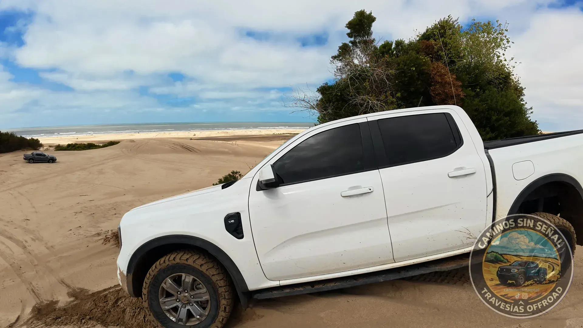 La Ranger con el mar de fondo